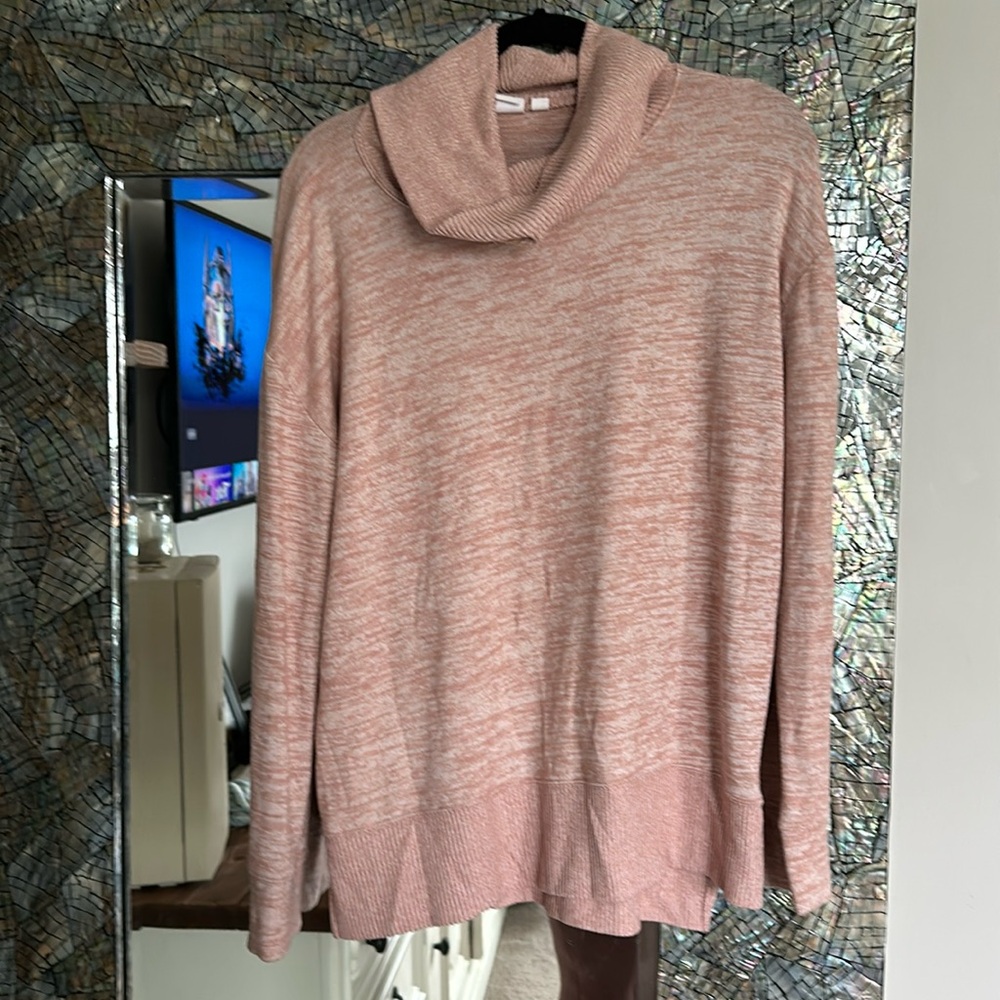 Gap size large cowl neck